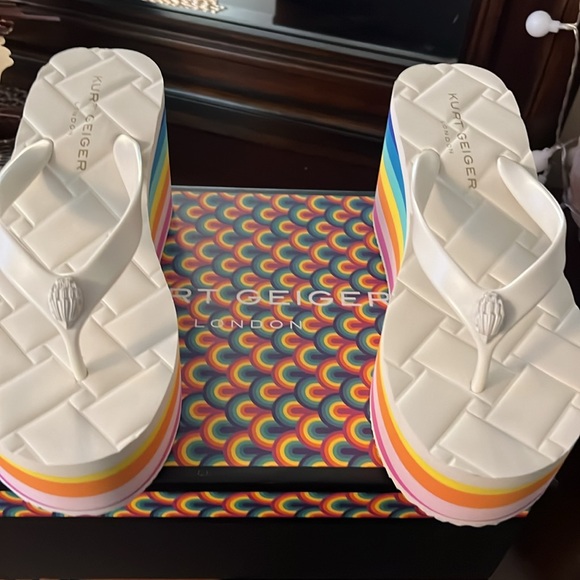 Women’s Kurt Geiger rainbow wedge - Picture 6 of 7